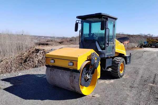 开好小型压路机的一些常识